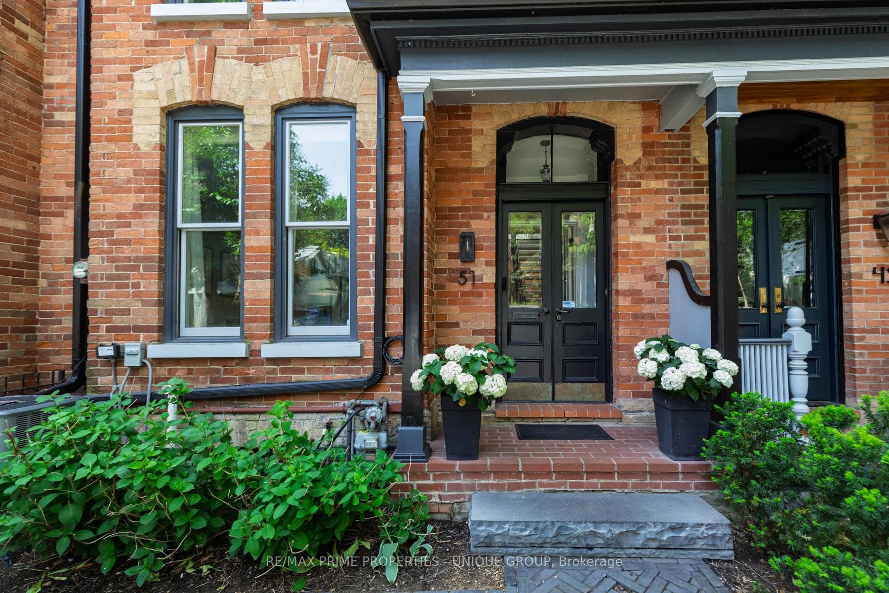 51 Spruce Street photo 2