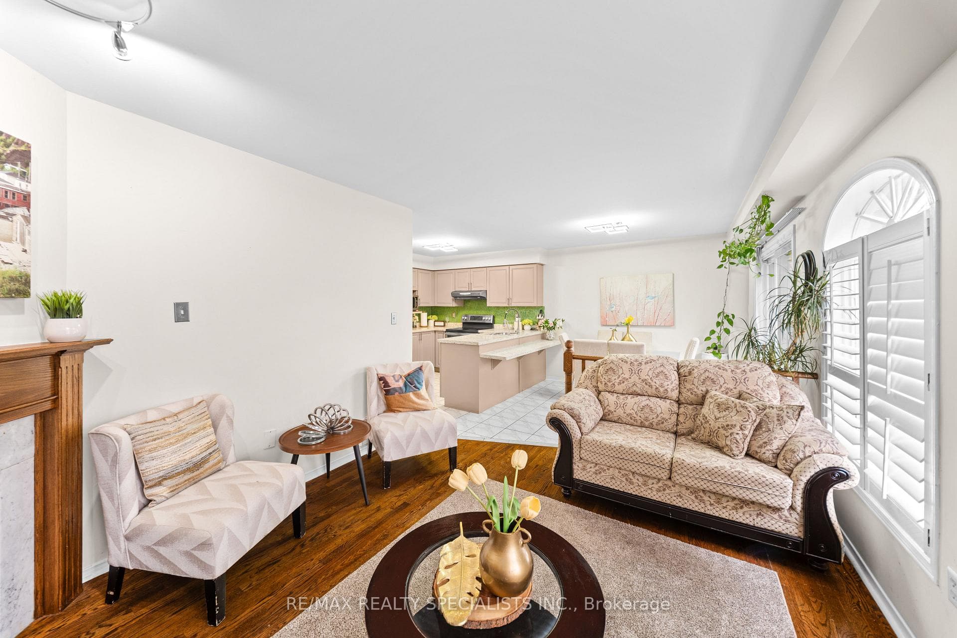 51 Forestgrove Circle photo 9