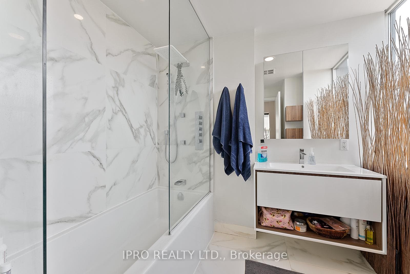 700 King Street Unit 1009 photo 35