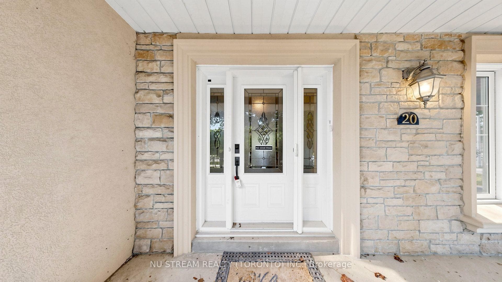 20 Blackforest Drive photo 5