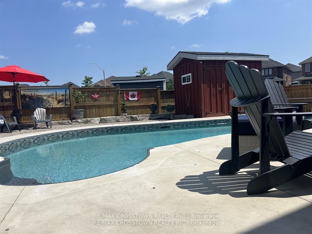 23 KIERLAND Road photo 32