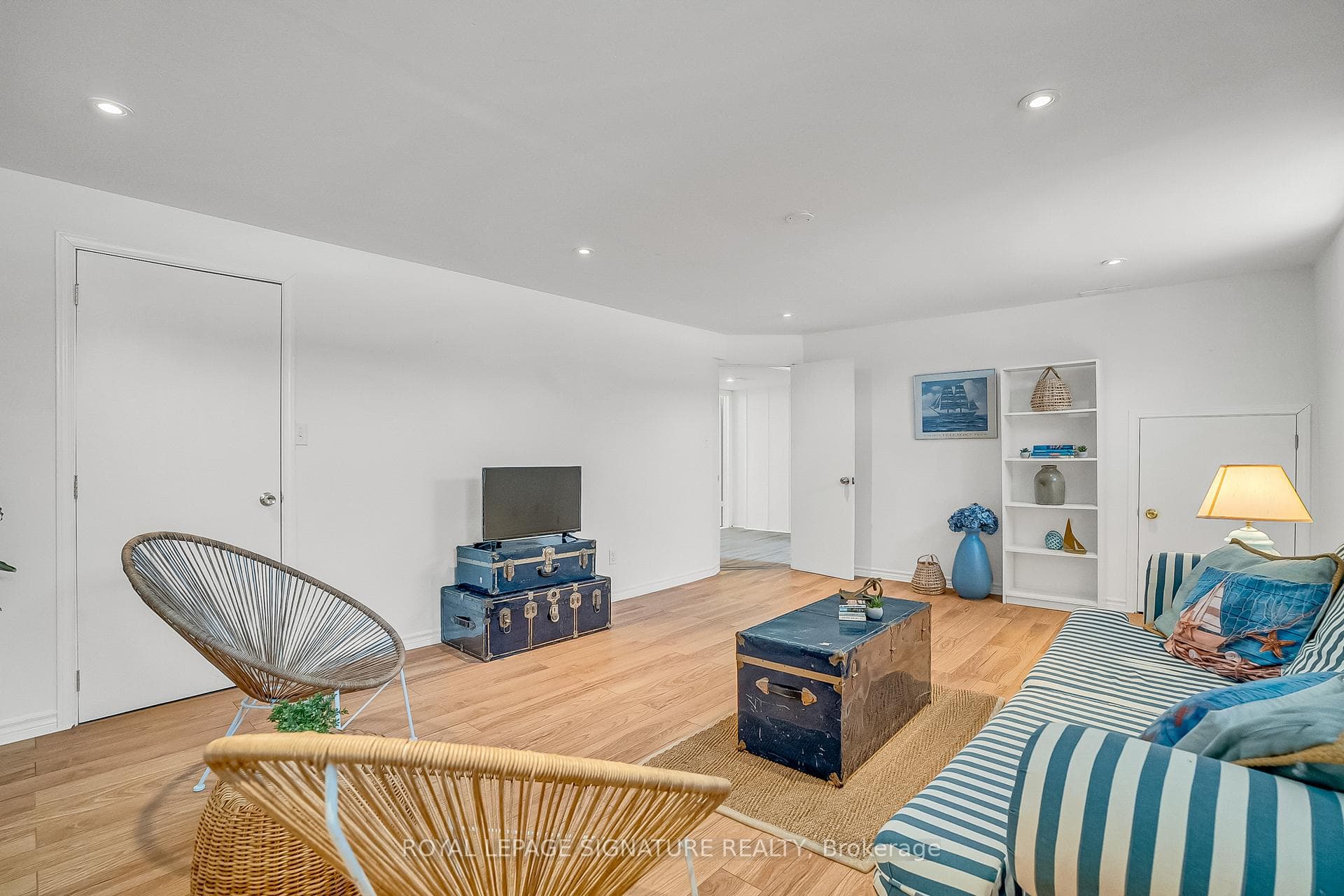 96 Elvaston Drive photo 34