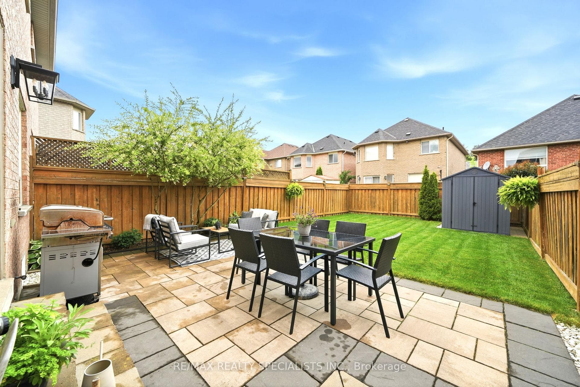 65 Ironhorse Crescent photo 21