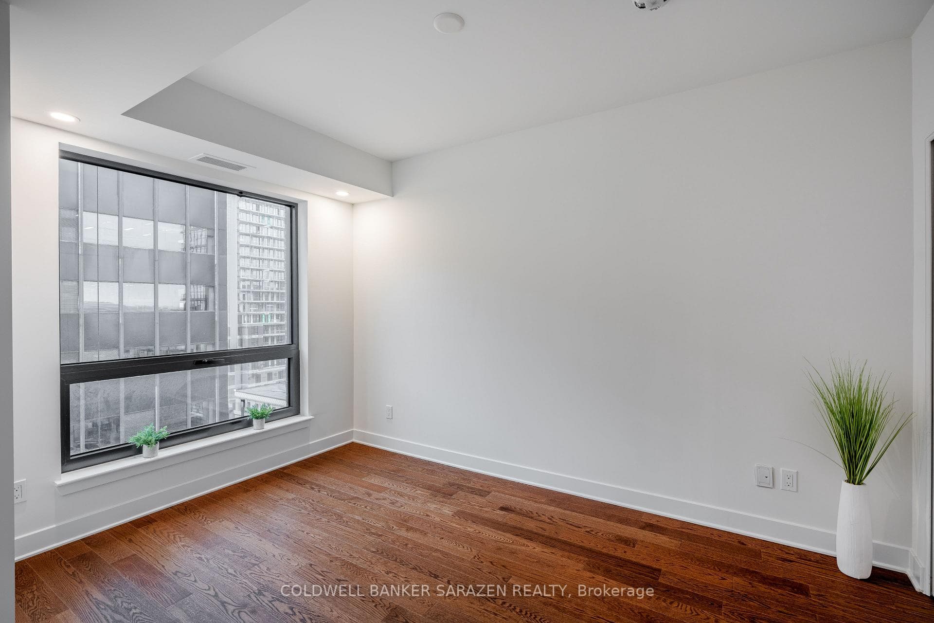 180 George Street Unit 1101 photo 31