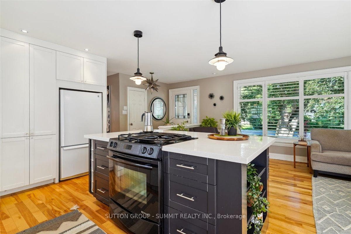 486 Lees Lane photo 12
