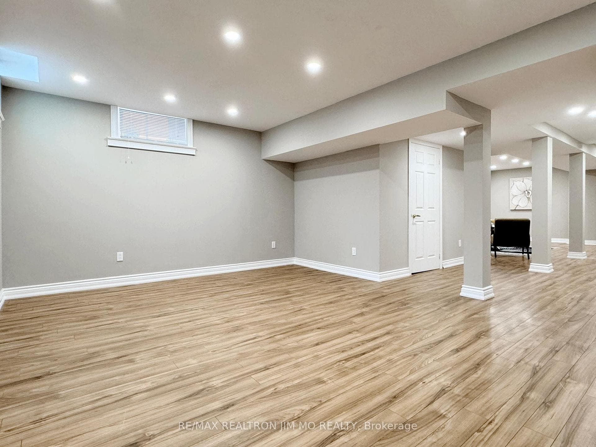 1066 Nellie Little Crescent photo 32