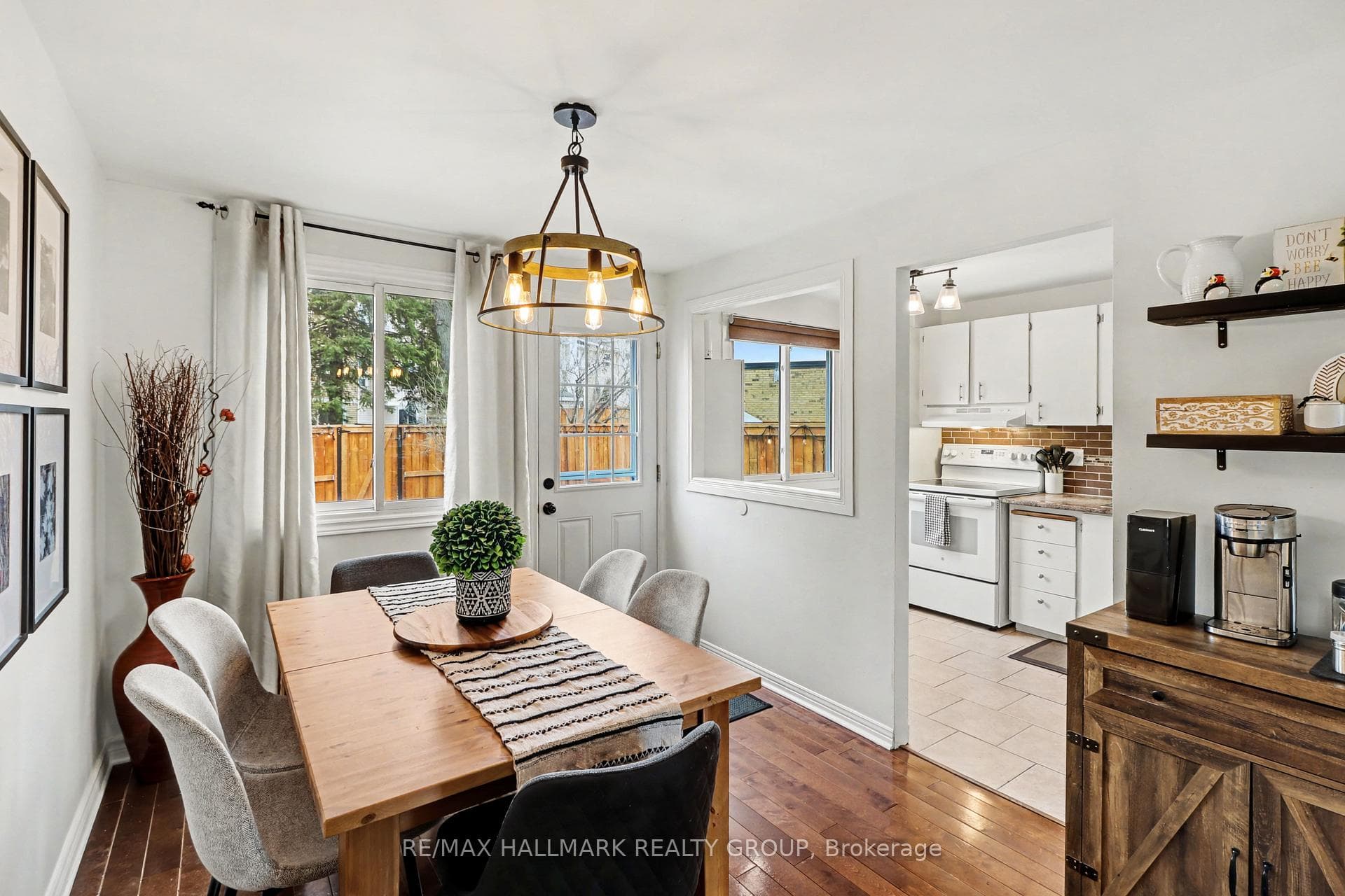 16B Spring Grove Lane photo 14