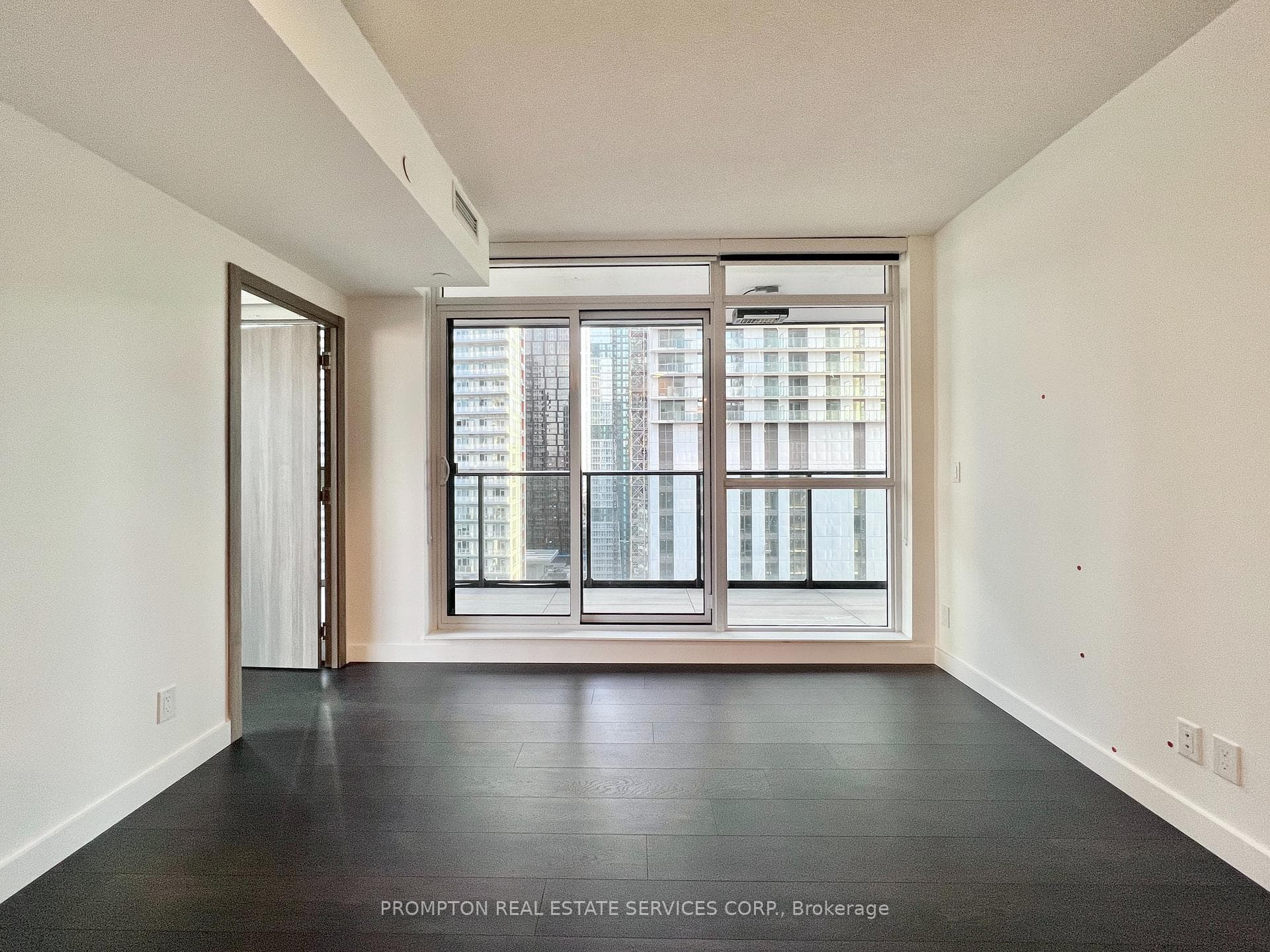 38 Widmer Street Unit 2806 photo 4