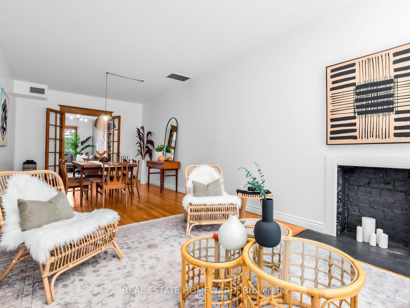 46 Westmount Avenue photo 8