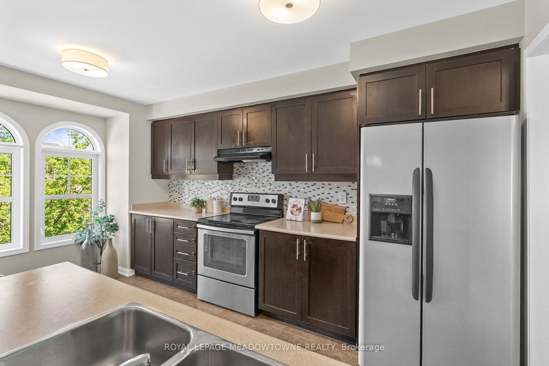 521 Cavanagh Lane photo 9