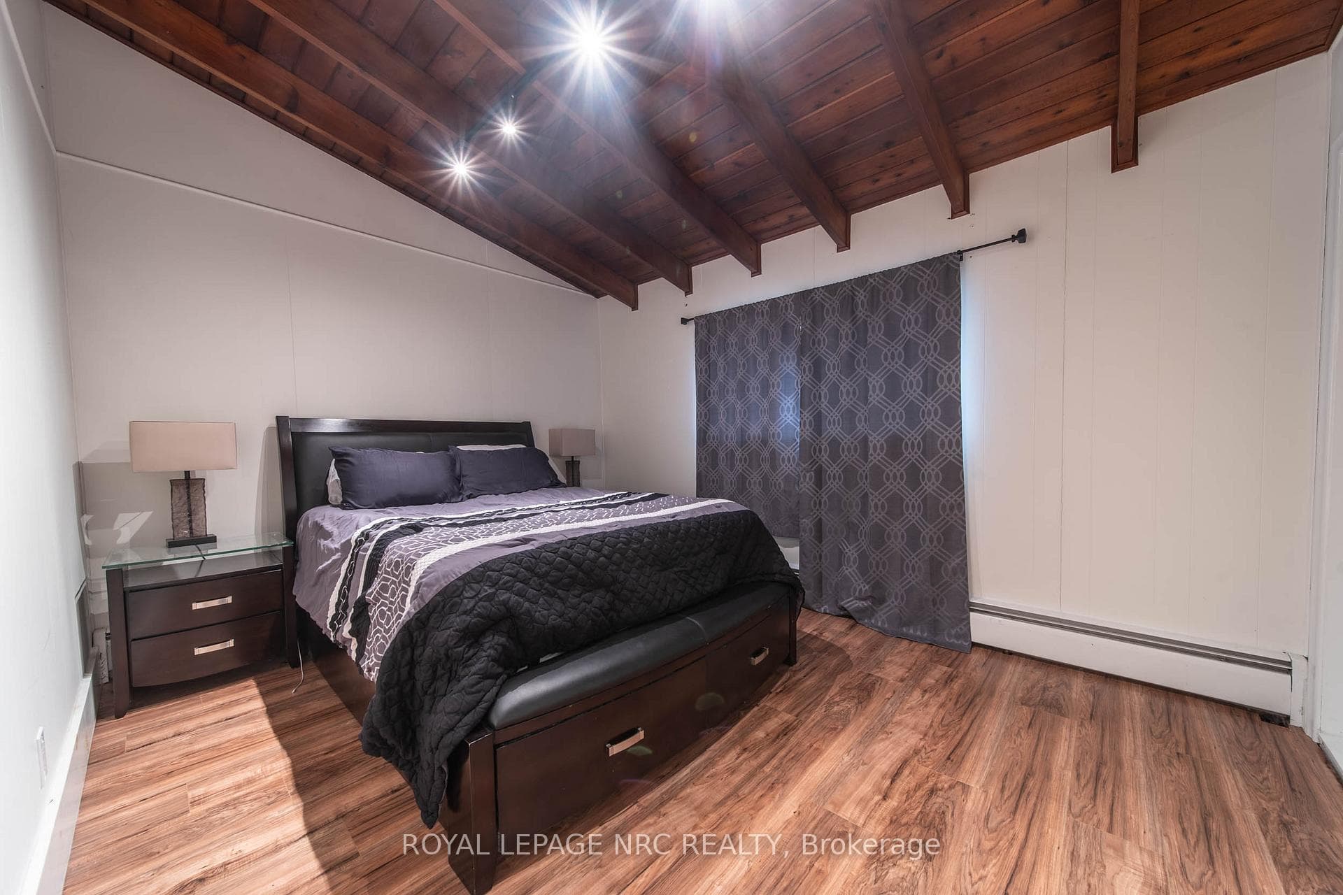 163 MAPLE LEAF Avenue photo 12