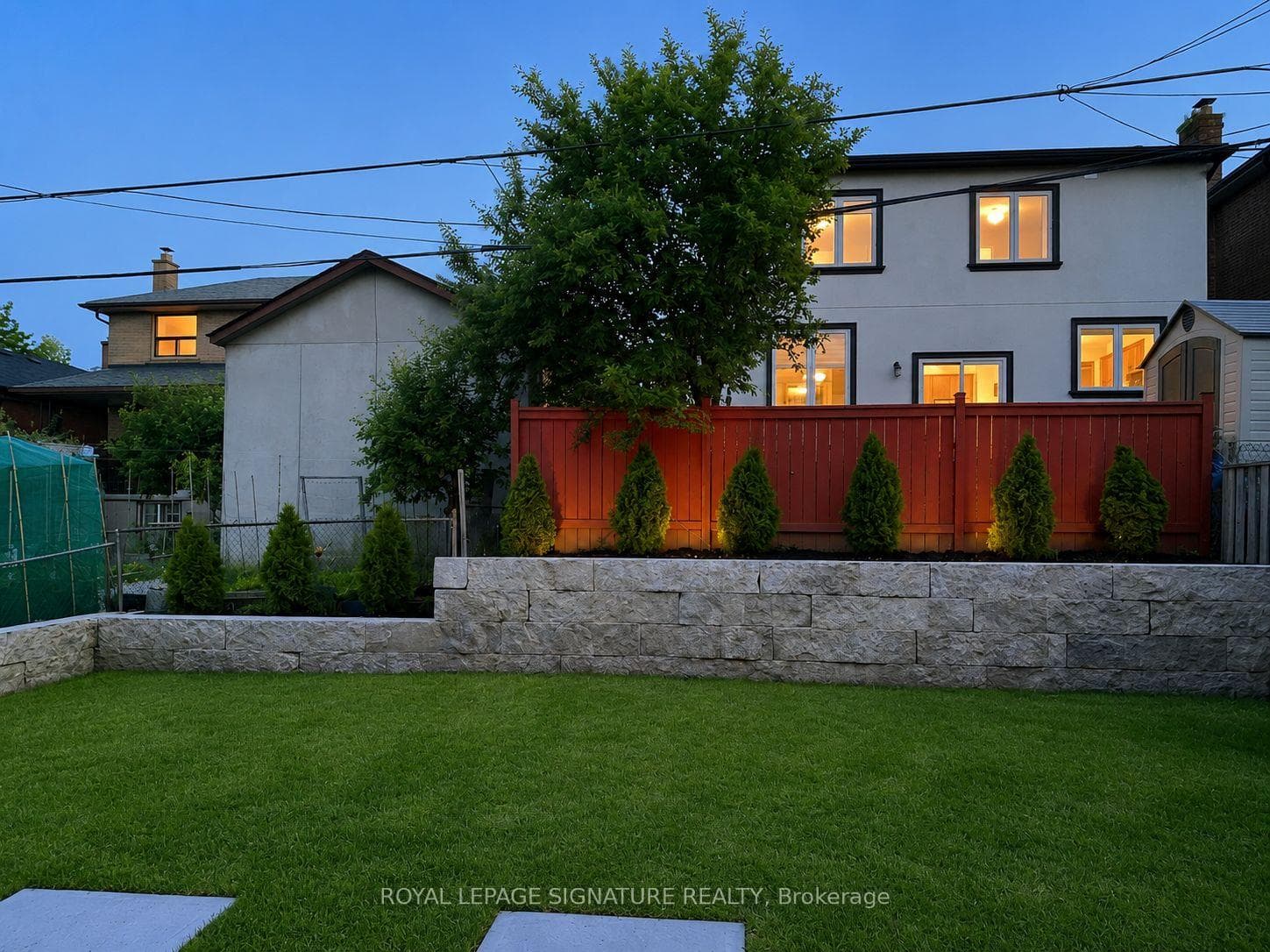 5 Acacia Avenue photo 44