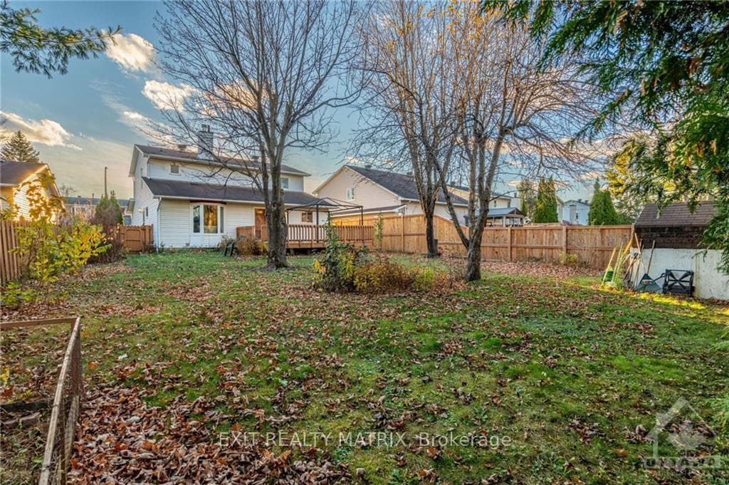 6454 GLEN KNOLLS Drive photo 27