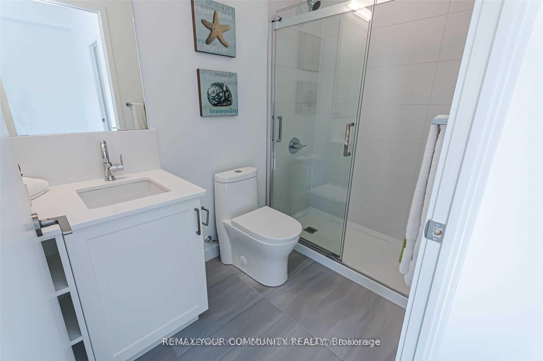 681 Yonge Street Unit 521 photo 16