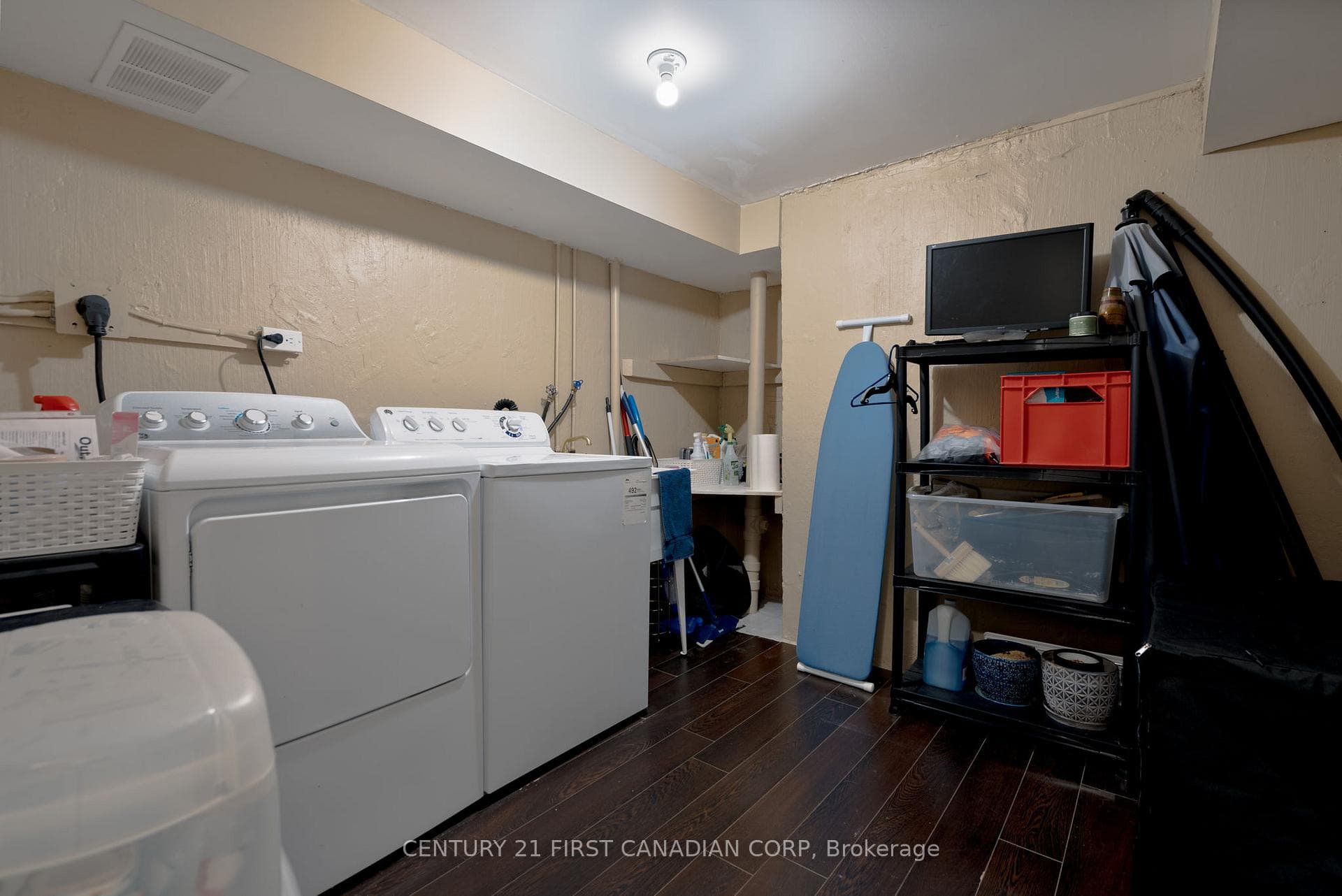 669 Osgoode Drive Unit 14 photo 31