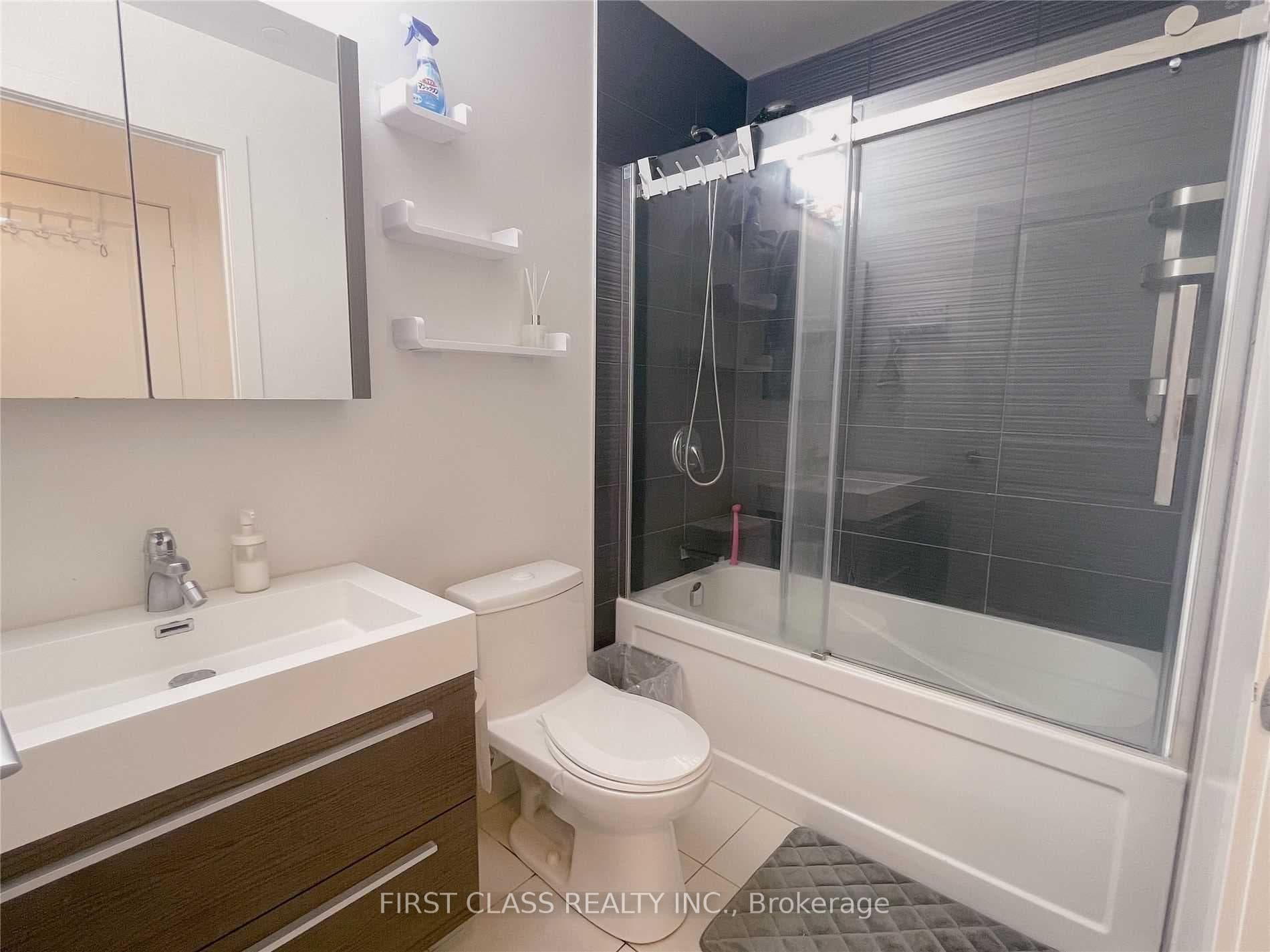 8081 Birchmount Road Unit 1006 photo 13