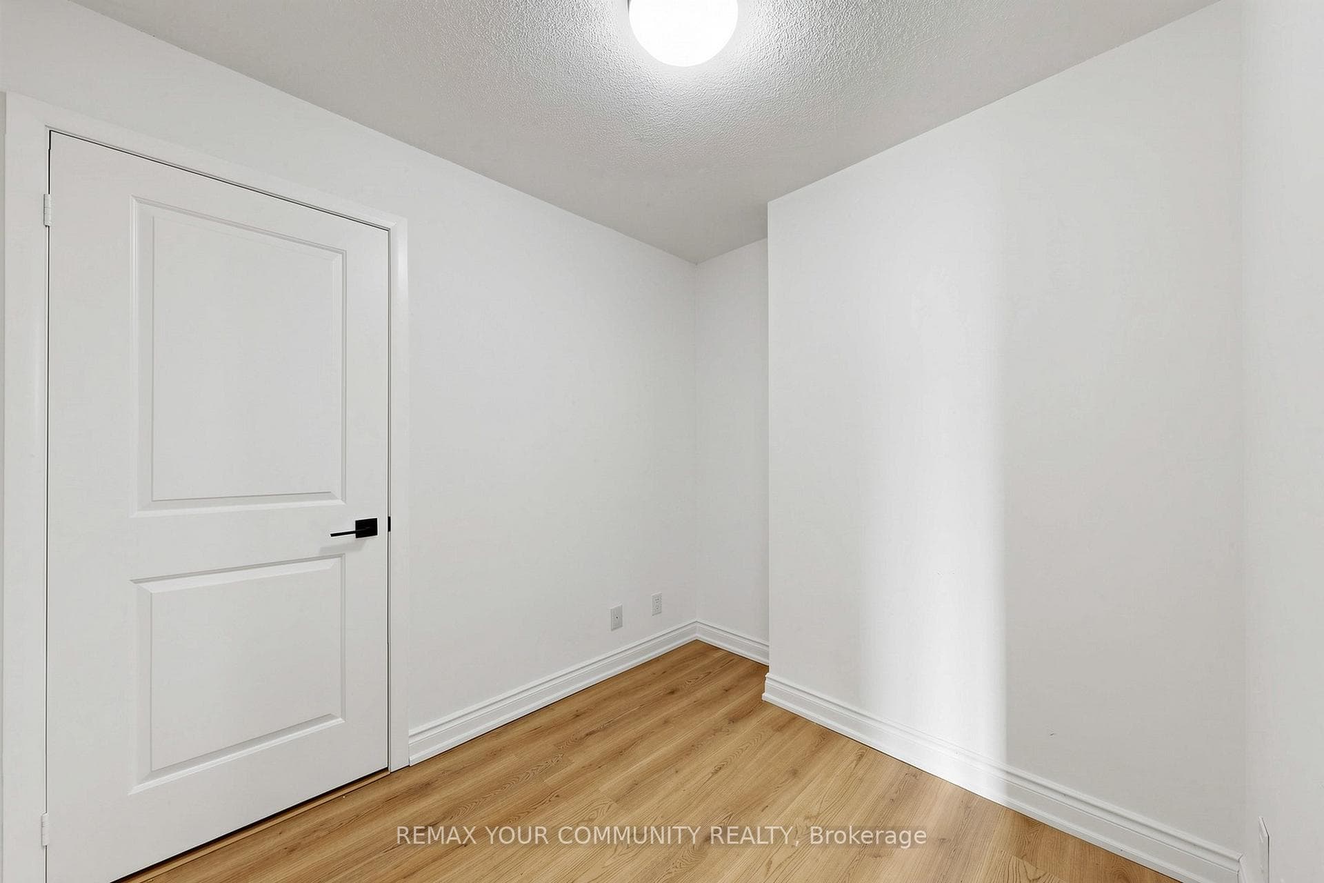 190 Borough Drive Unit 1909 photo 21