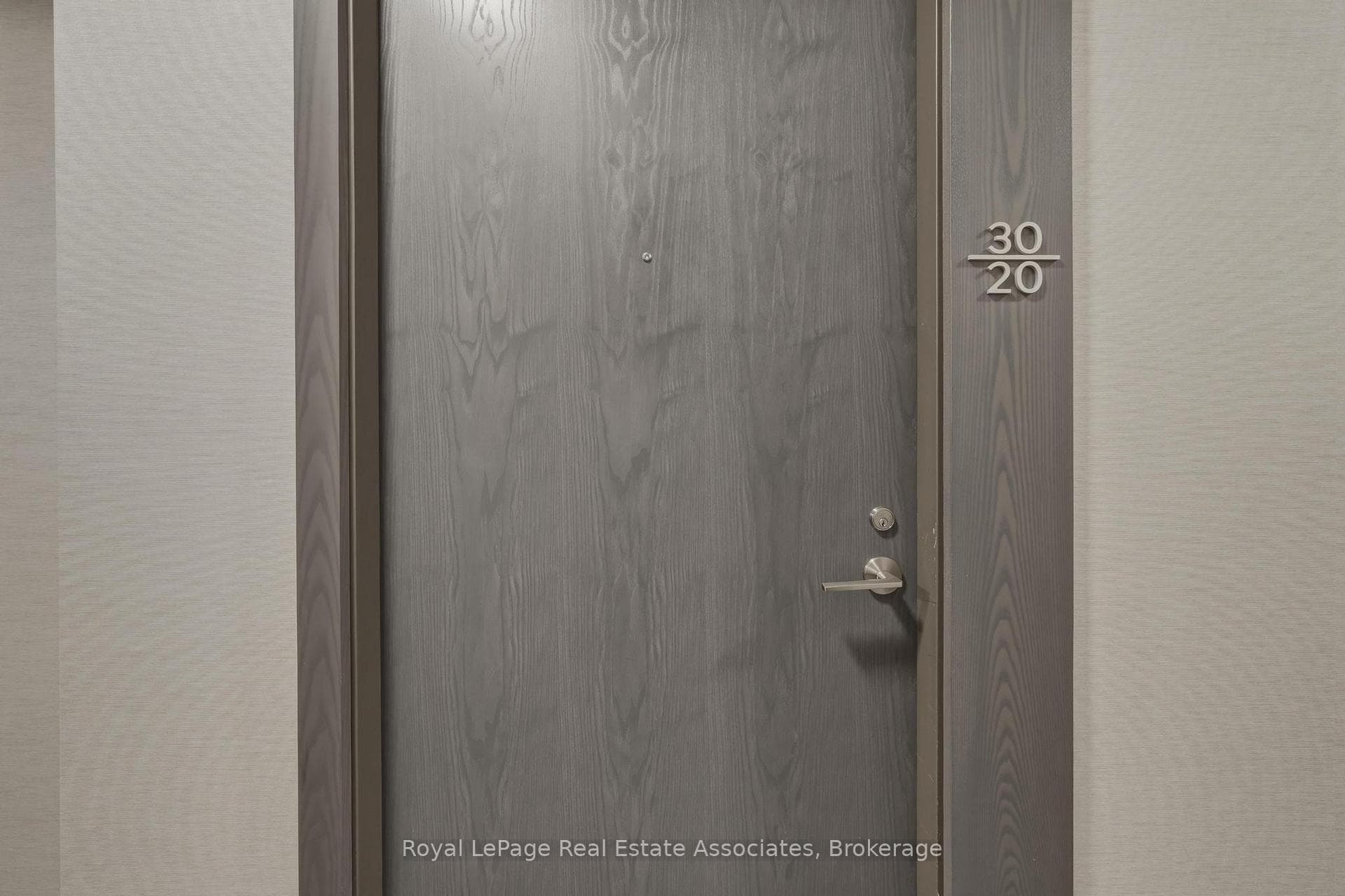 9 Mabelle Avenue Unit 3020 photo 21
