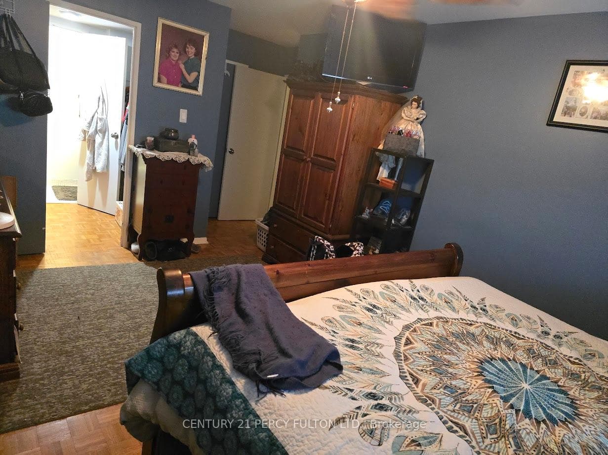 3420 Eglinton Avenue Unit 804 photo 16