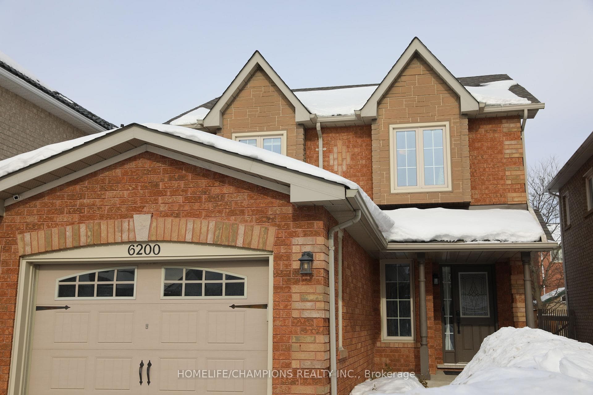 6200 Maple Gate Circle photo 2