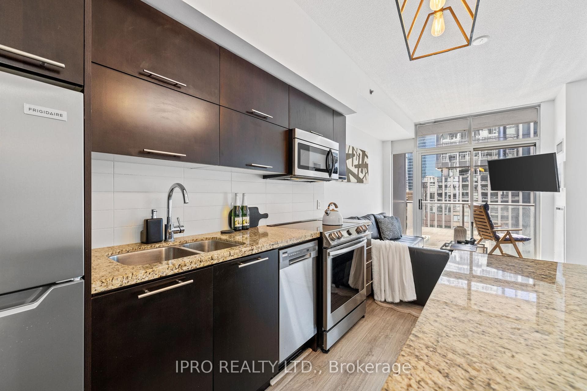 21 Nelson Street Unit 732 photo 8