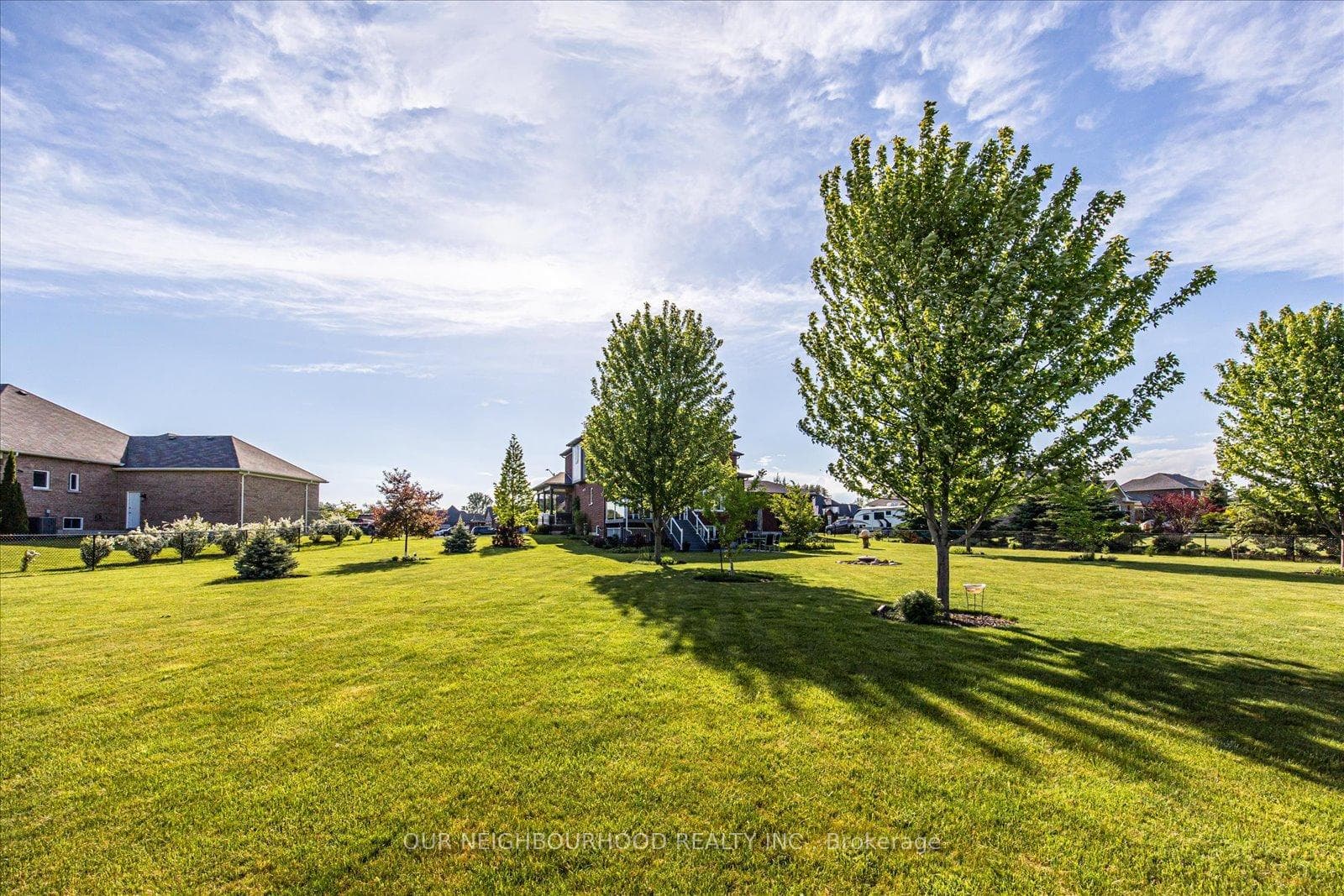 27 Charles Tilley Crescent photo 34