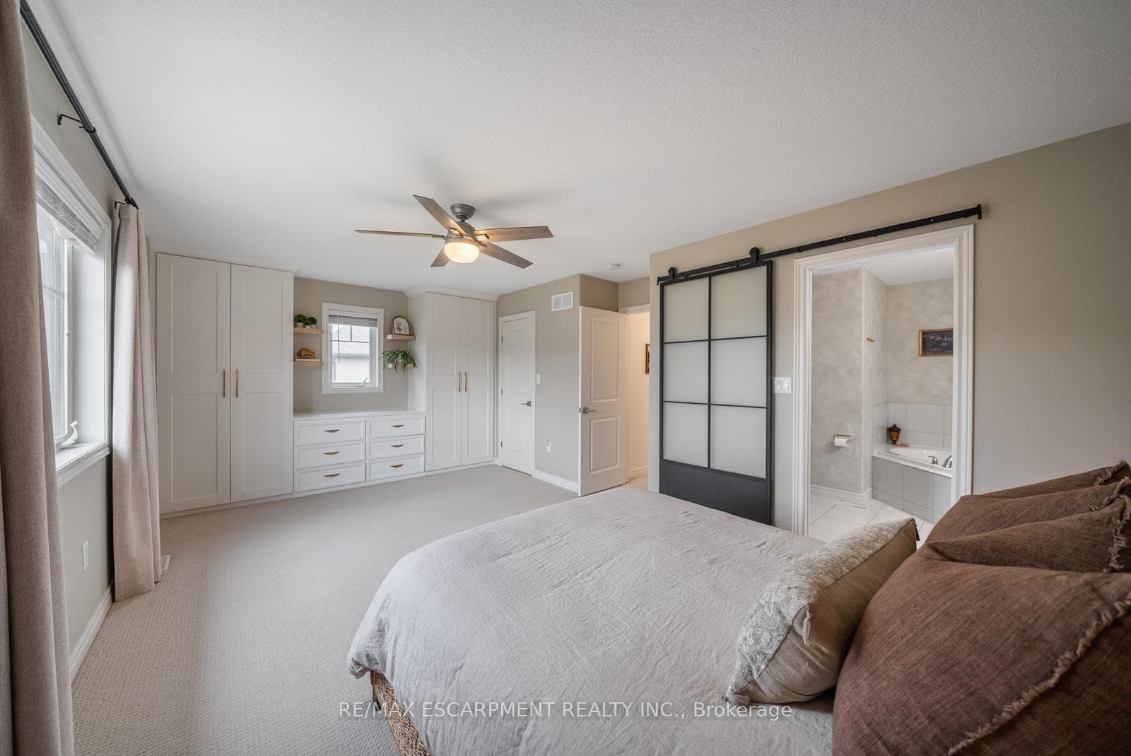69 John Frederick Drive photo 35
