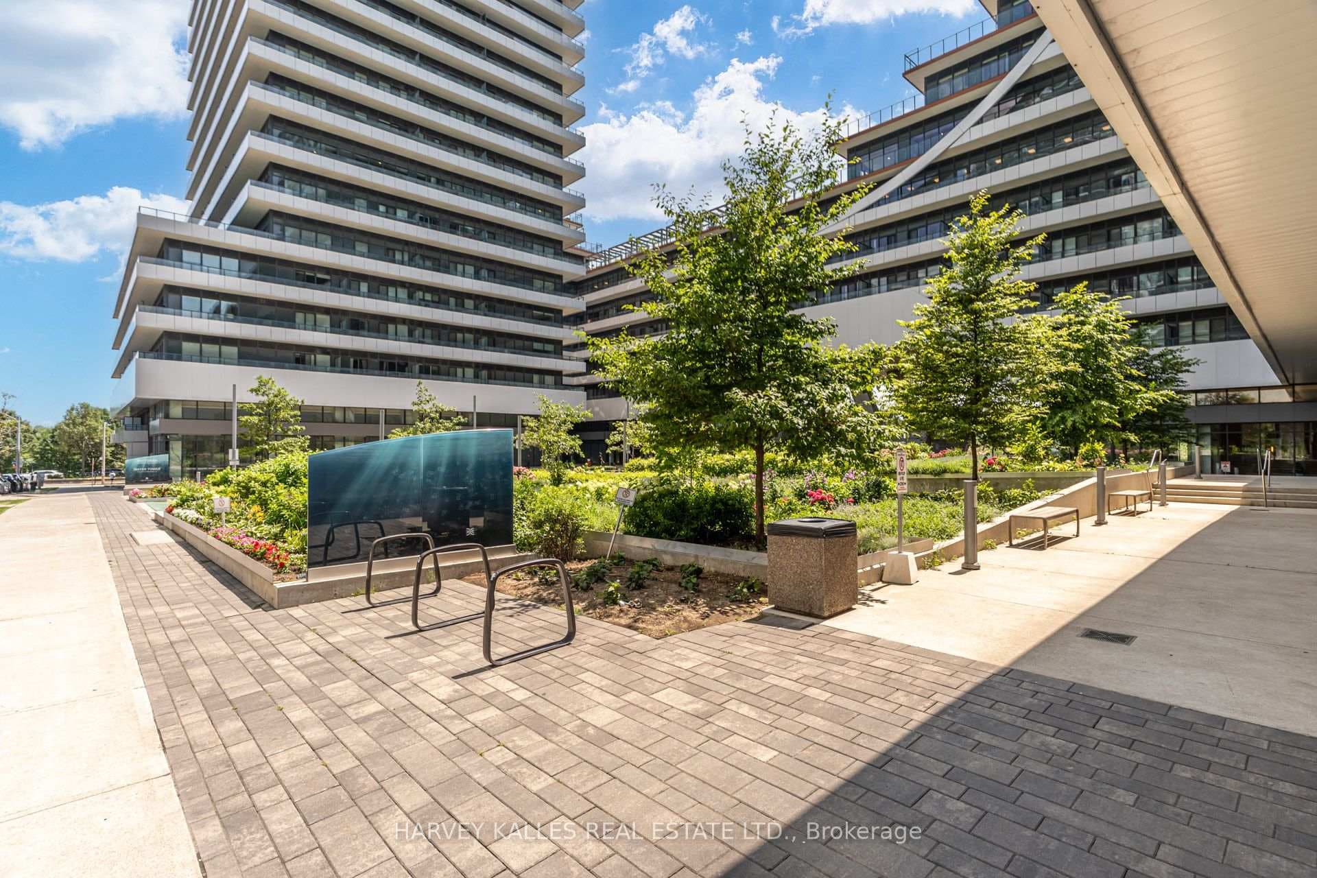 30 Shore Breeze Drive Unit 1822 photo 5