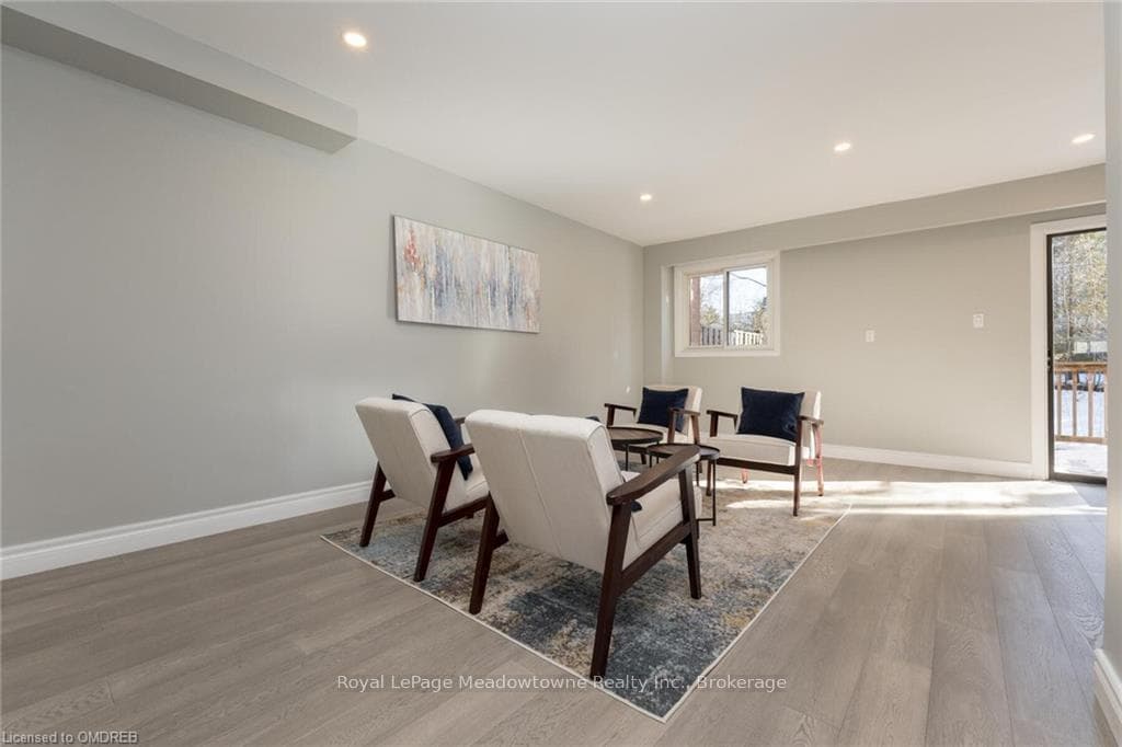 97 LYNDEN Circle photo 5