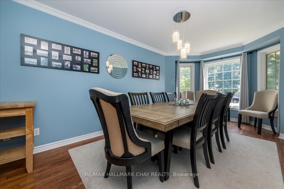 54 O'SHAUGHNESSY Crescent photo 3