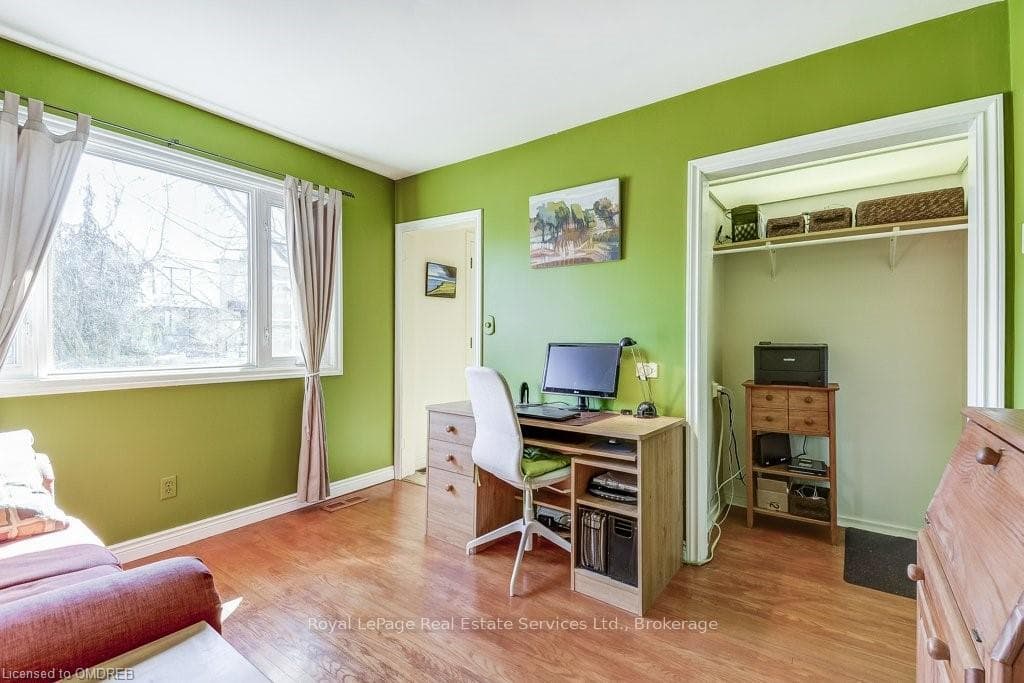 Main floor Bedroom with Walkin Closet