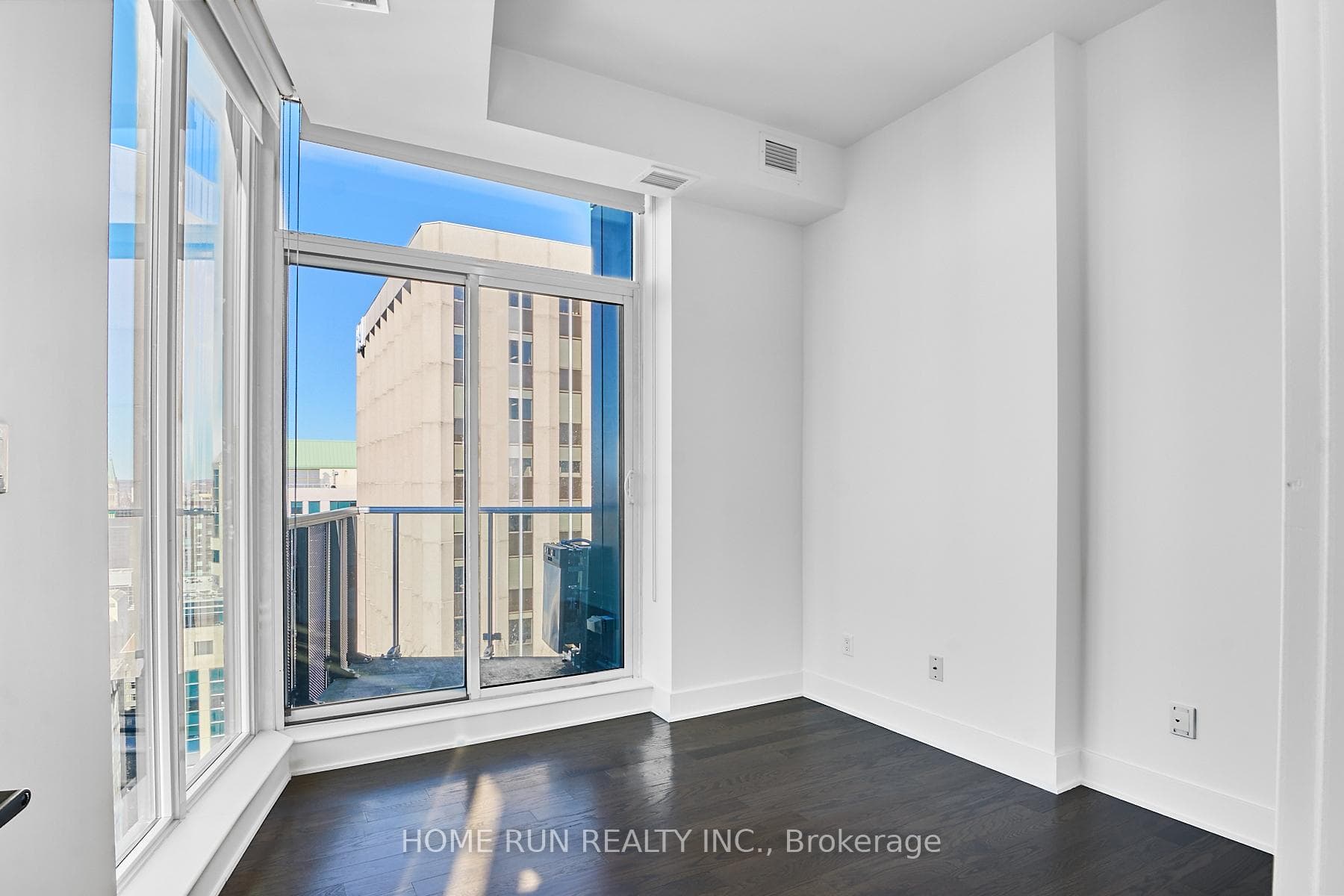 40 Nepean Street Unit 2703 photo 22