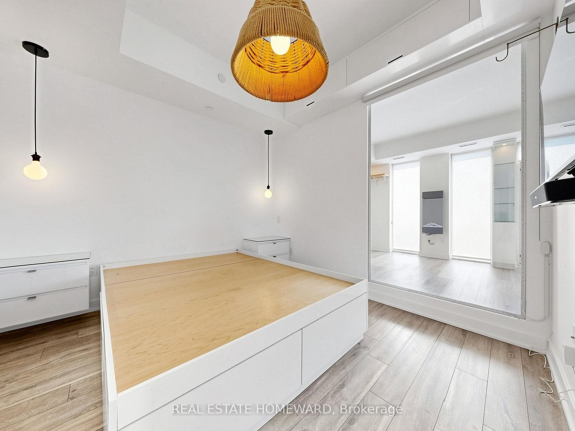 106 Dovercourt Road Unit 706 photo 16
