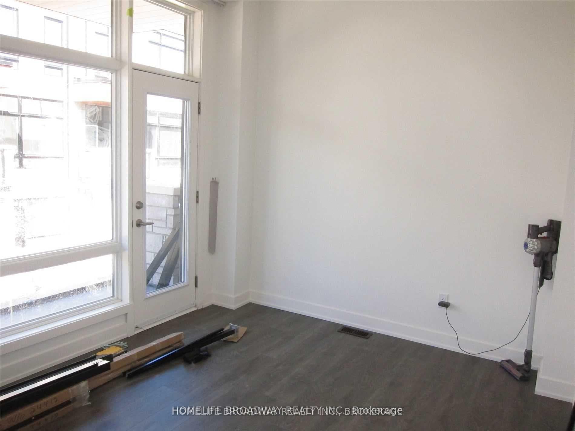 30 Gerussi Street photo 9