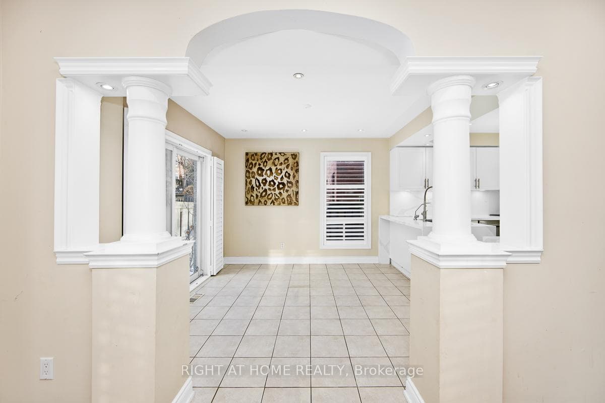 139 Elizabeth Street photo 8