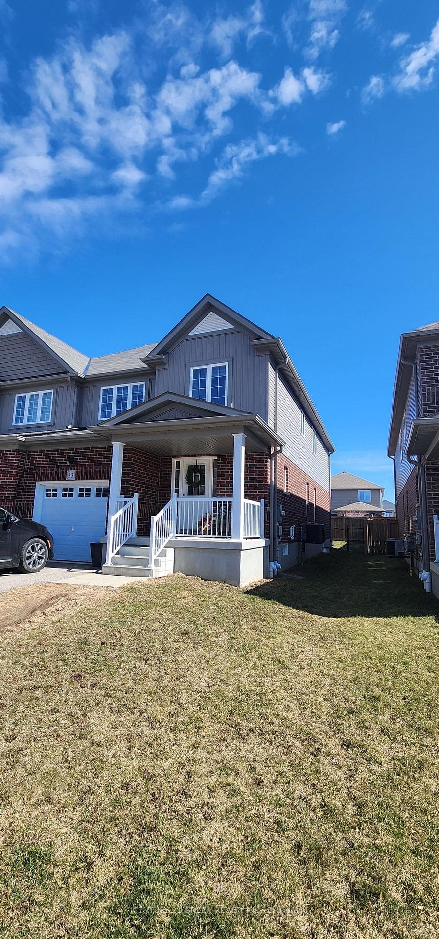 33 Freer Drive photo 1