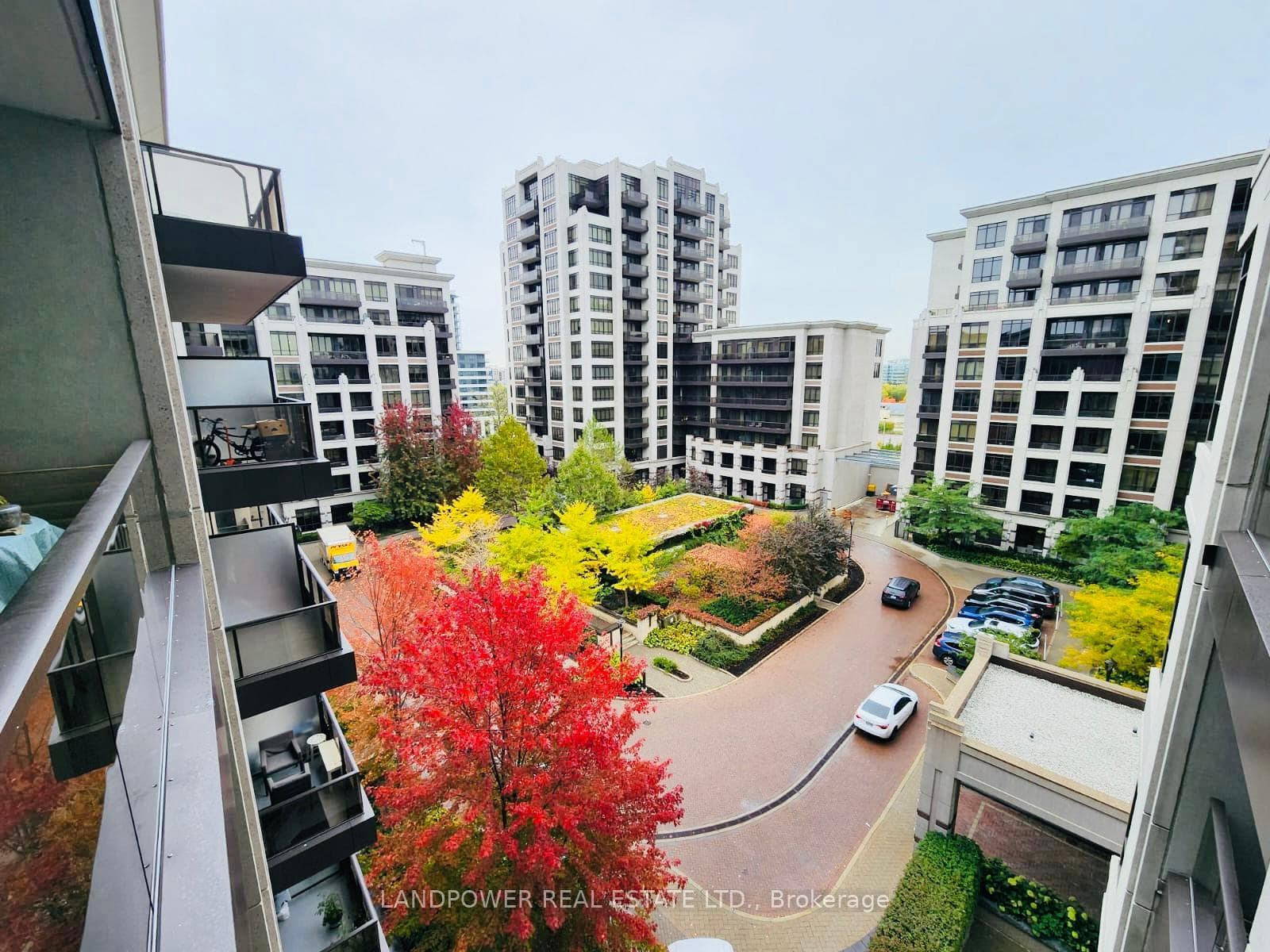 89 South Town Centre Boulevard Unit 801 photo 5