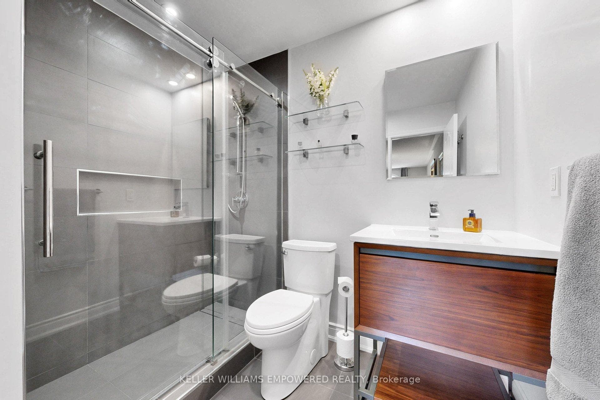 190 Harding Boulevard Unit 26 photo 30