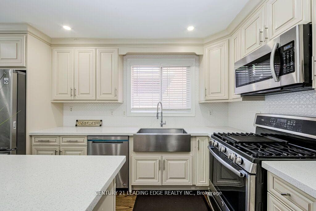33 Markwood Crescent photo 13