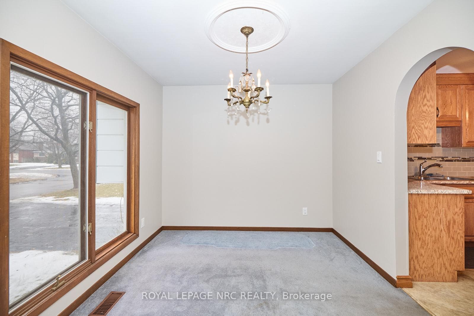 3 Linlake Drive photo 10