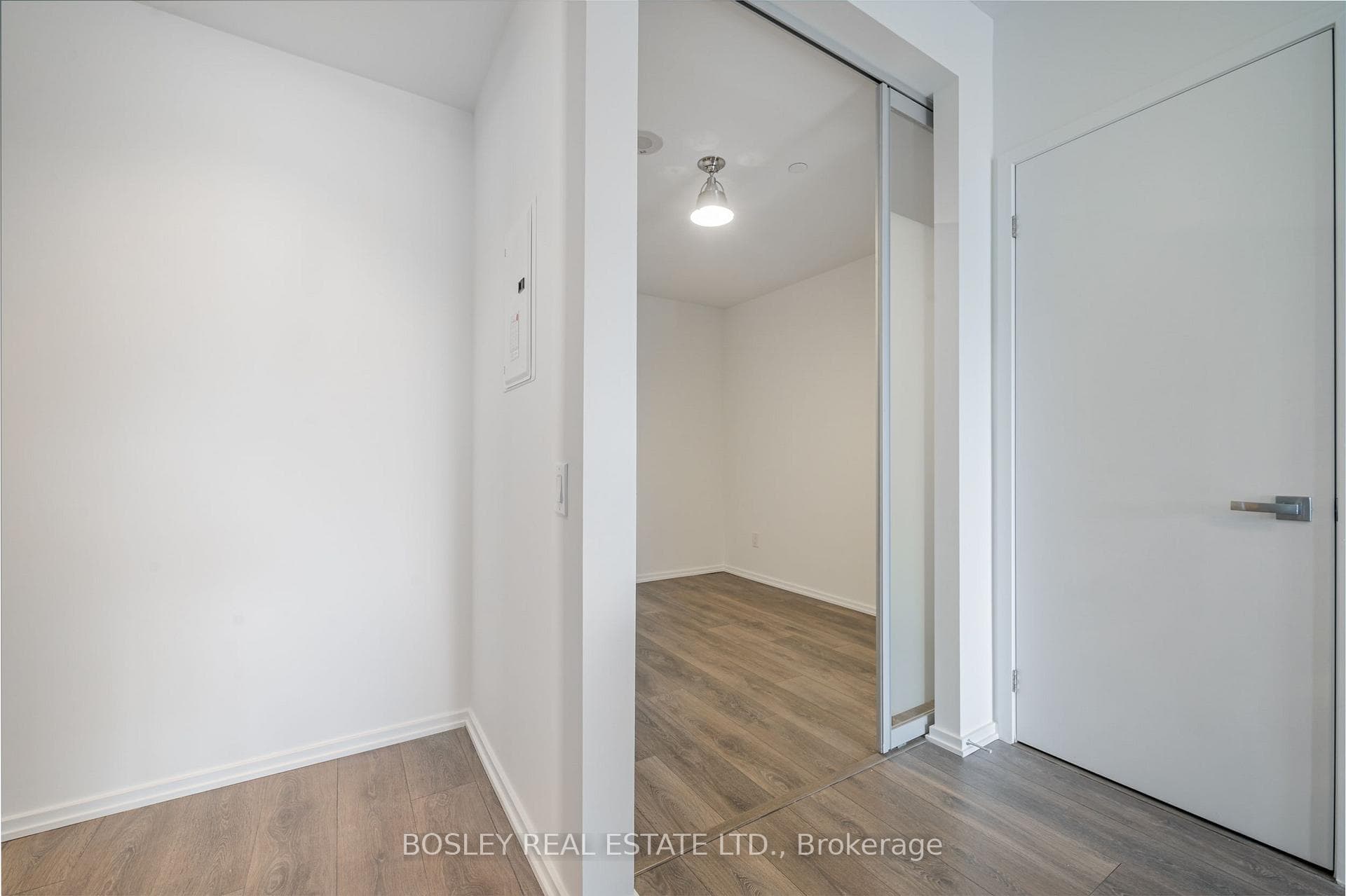 783 Bathurst Street Unit 314 photo 23