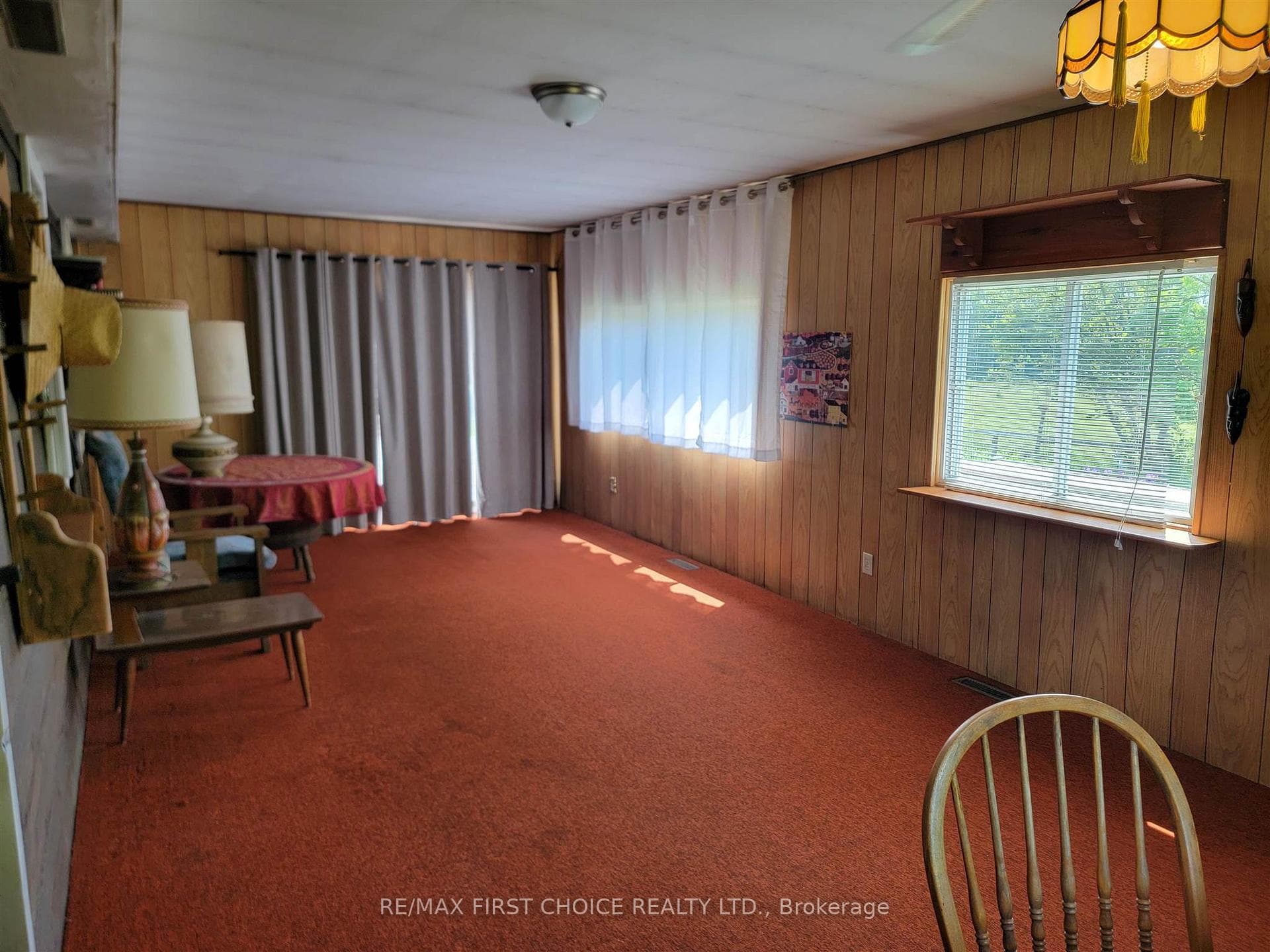 870 McDiarmid Road photo 11