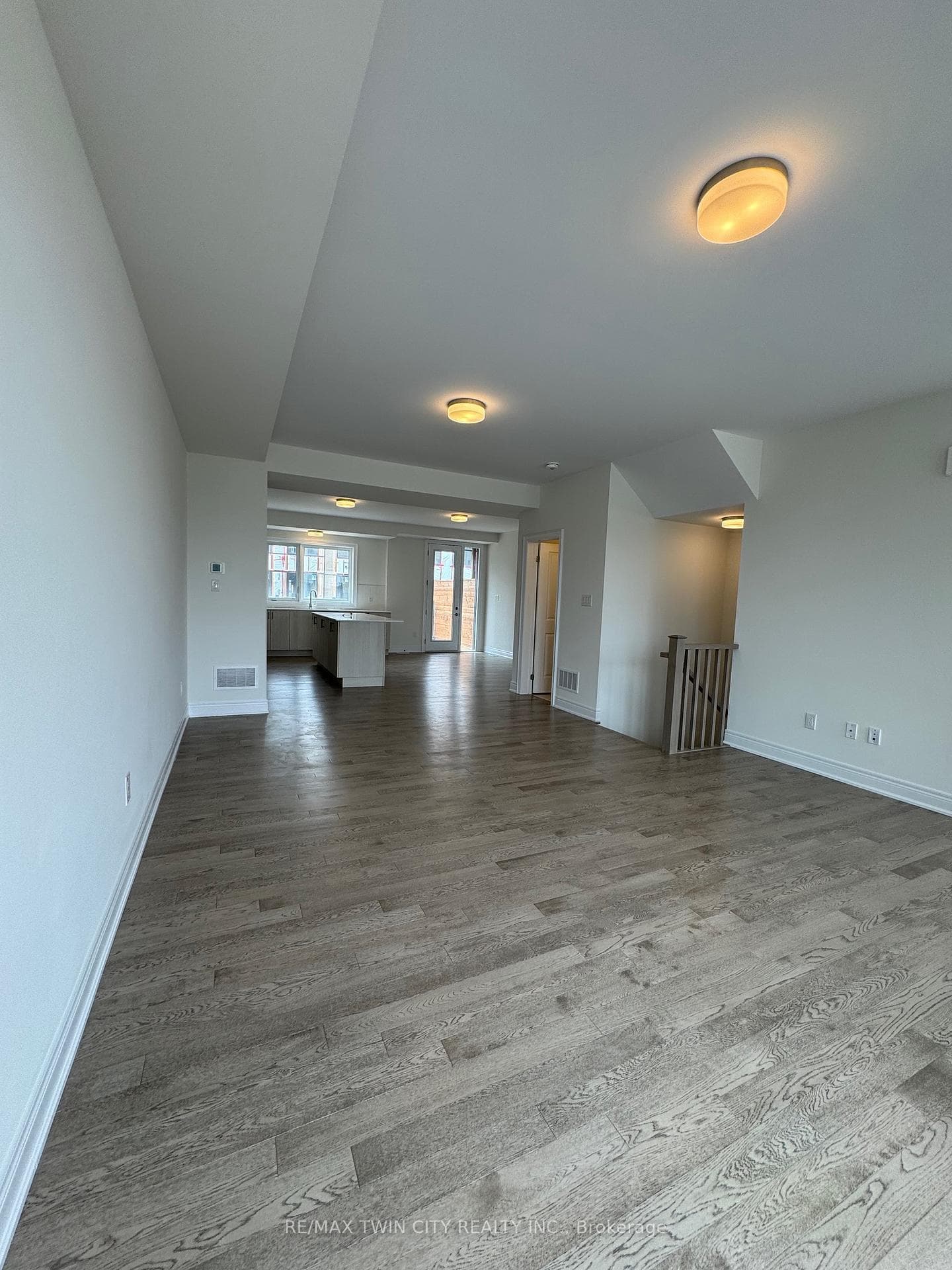 2273 TURNBERRY Road Unit 10 photo 11