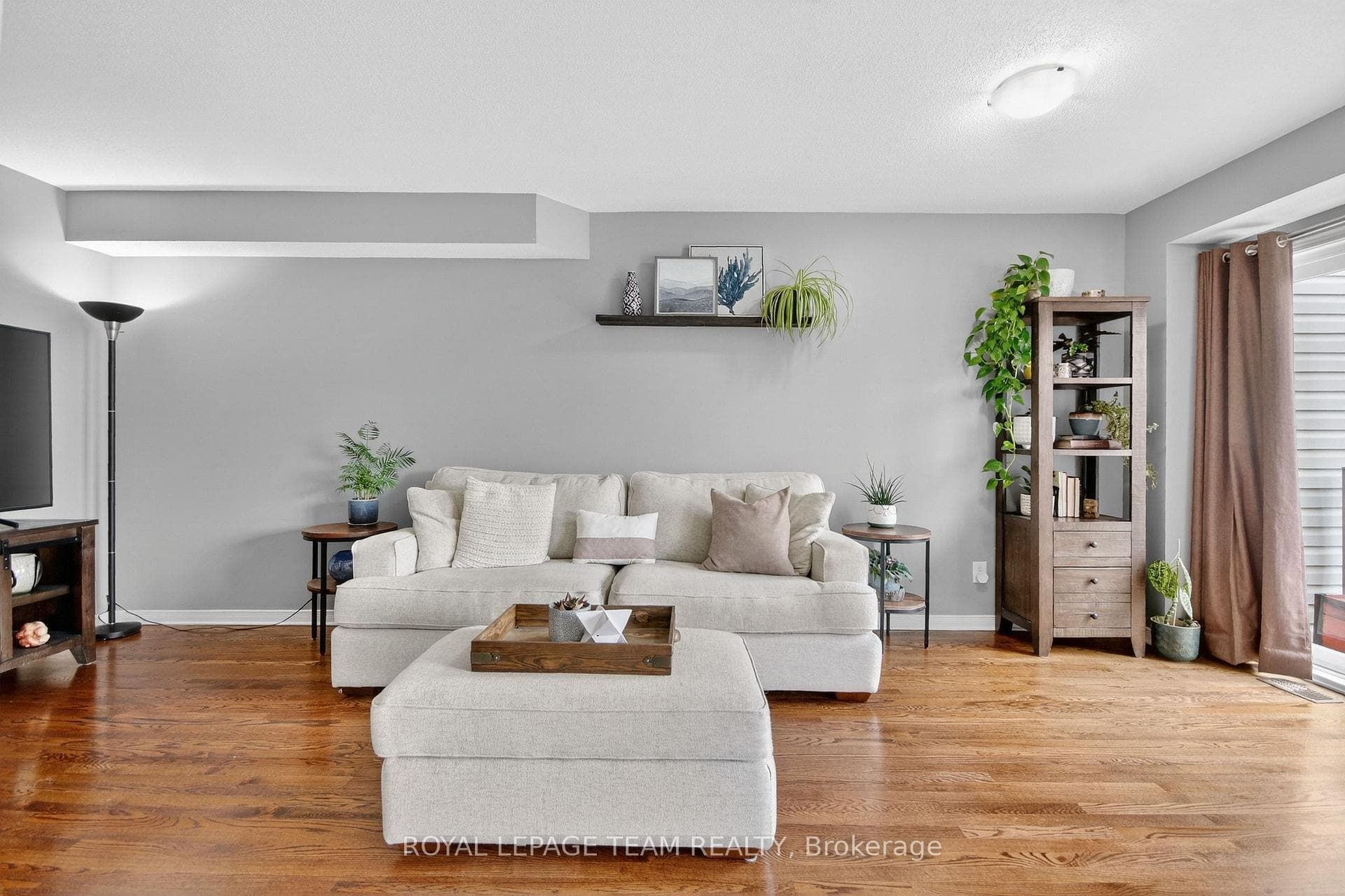 353 Brigitta Street photo 9