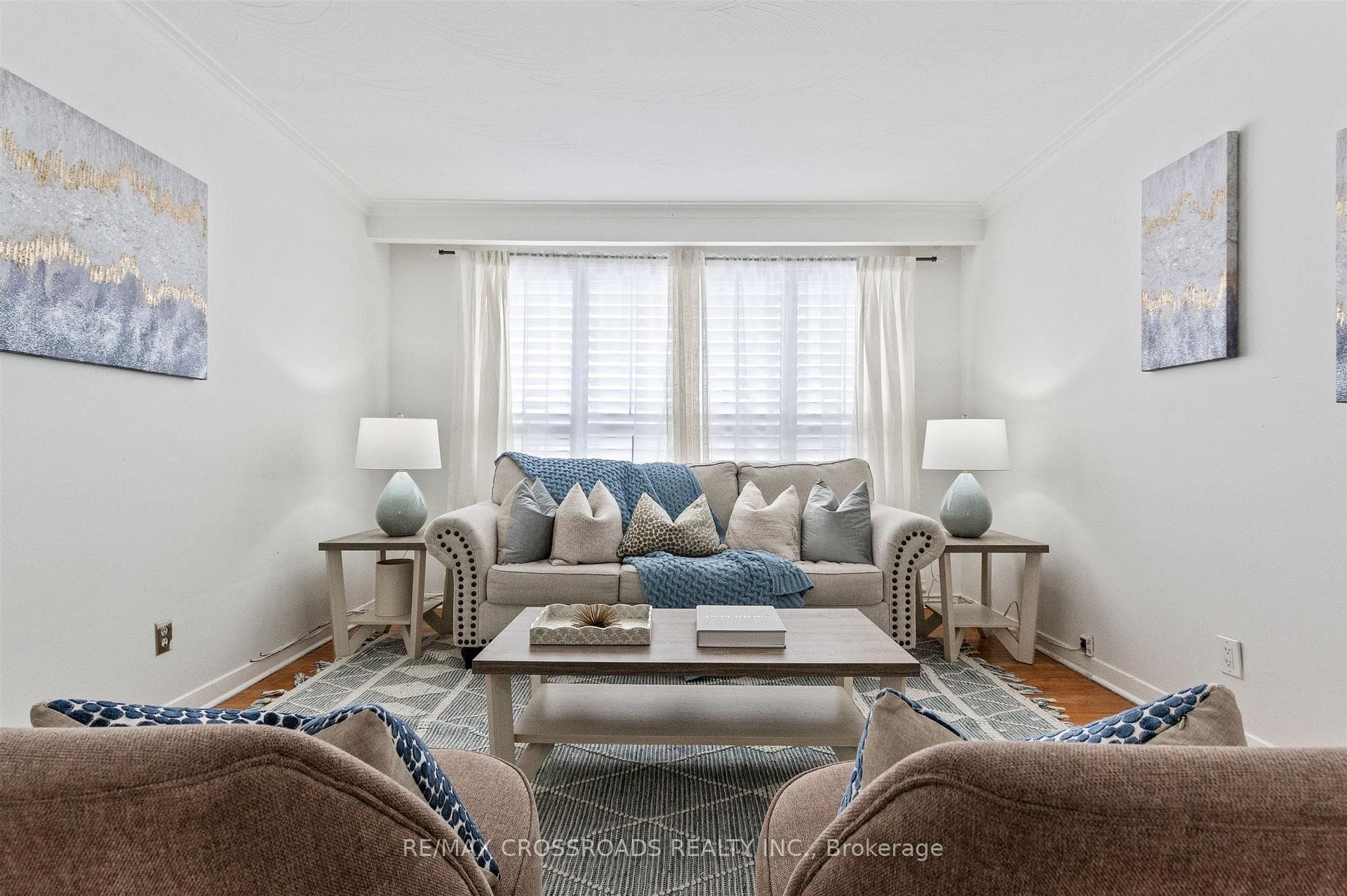 98 Willowridge Road photo 3