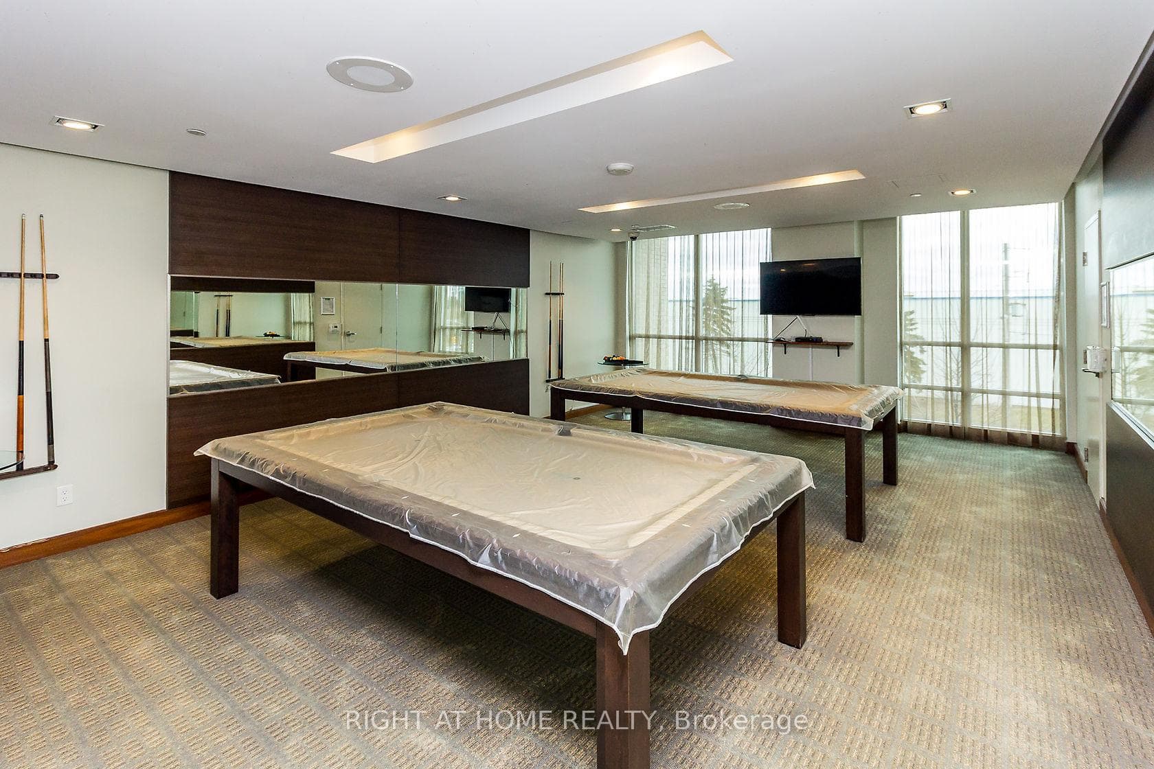 215 Sherway Gardens Road Unit 2805 photo 10