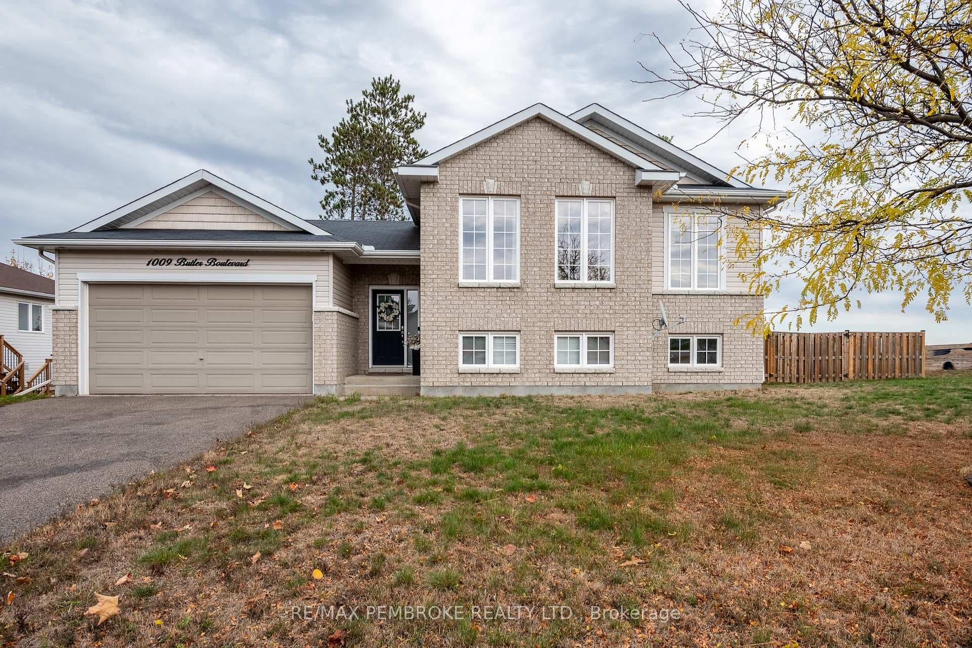 1009 Butler Boulevard photo 2