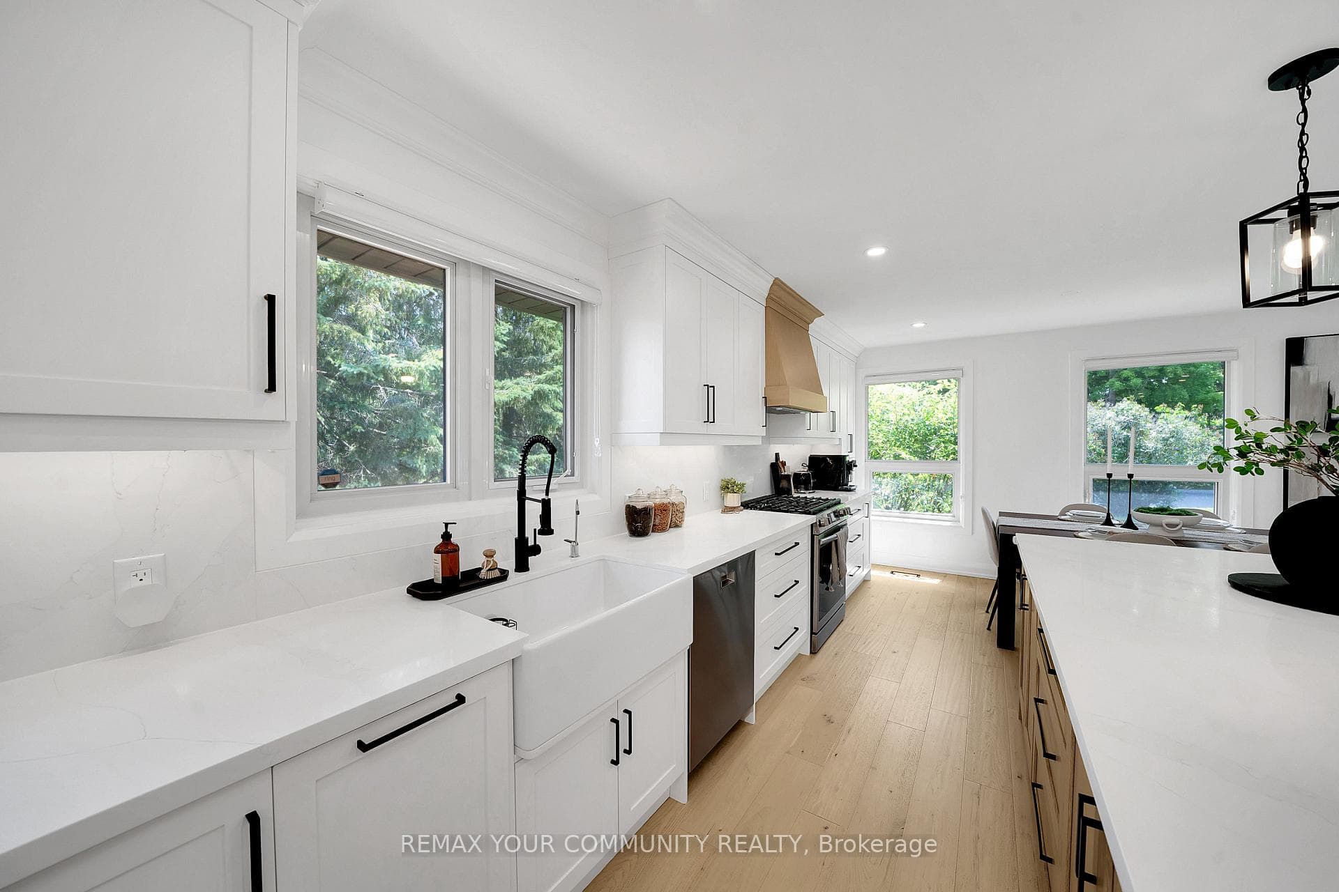 72 Cook Drive photo 10