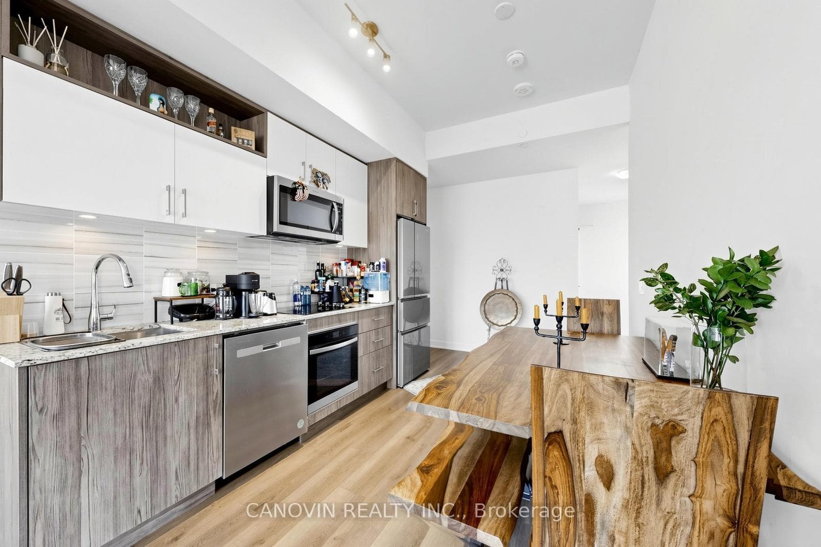 121 Lower Sherbourne Street Unit 1747 photo 2