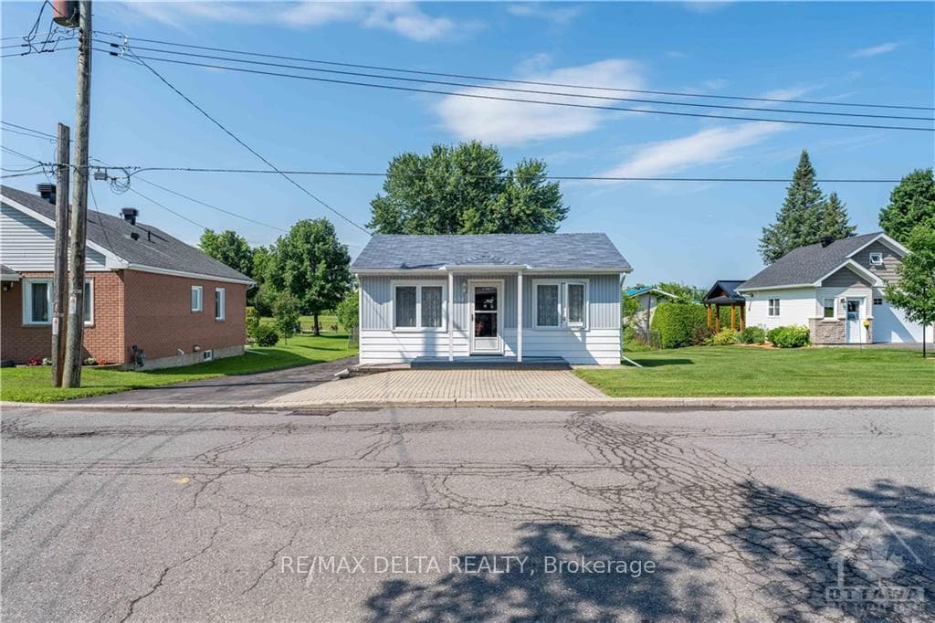 634 LALONDE Street photo 22